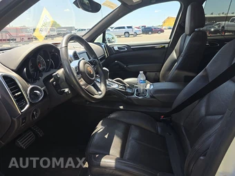 2016 Porsche Cayenne S – miniatura 13