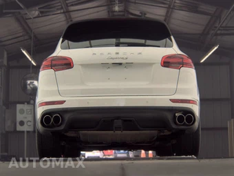 2016 Porsche Cayenne S – miniatura 7
