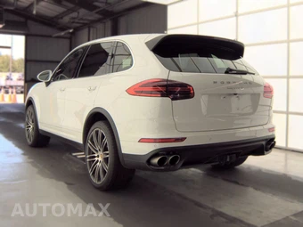 2016 Porsche Cayenne S – miniatura 8