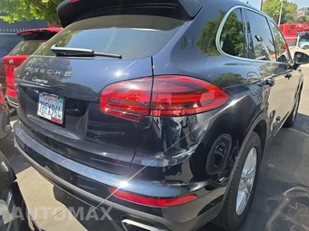 2016 Porsche Cayenne – miniatura 4
