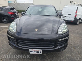 2016 Porsche Cayenne – miniatura 2