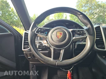 2016 Porsche Cayenne – miniatura 10