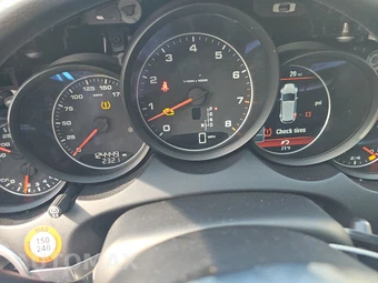 2016 Porsche Cayenne – miniatura 12