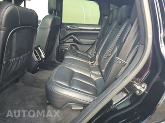 2016 Porsche Cayenne – miniatura 13