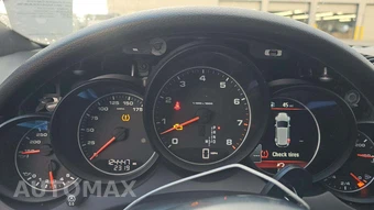 2016 Porsche Cayenne – miniatura 18