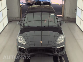 2016 Porsche Cayenne – miniatura 2