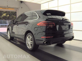 2016 Porsche Cayenne – miniatura 6