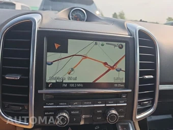 2016 Porsche Cayenne – miniatura 23