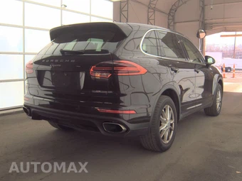 2016 Porsche Cayenne – miniatura 4