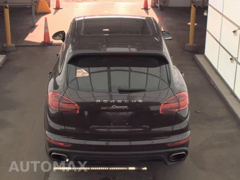 2016 Porsche Cayenne – miniatura 5