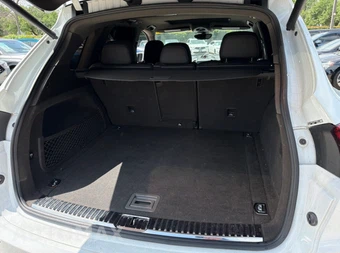 2016 Porsche Cayenne – miniatura 10