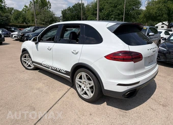 2016 Porsche Cayenne – miniatura 4
