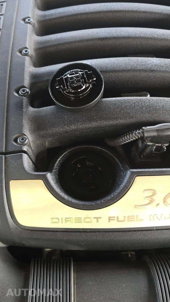 2016 Porsche Cayenne – miniatura 18