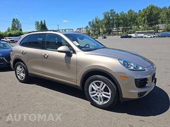 2016 Porsche Cayenne – miniatura 3