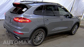 2016 Porsche Cayenne – miniatura 4