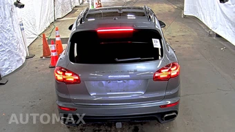 2016 Porsche Cayenne – miniatura 5
