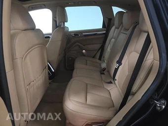 2016 Porsche Cayenne – miniatura 13