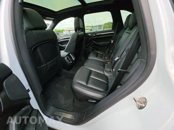 2016 Porsche Cayenne – miniatura 13
