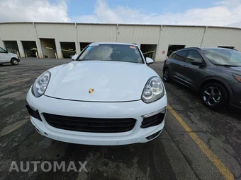 2016 Porsche Cayenne – miniatura 2