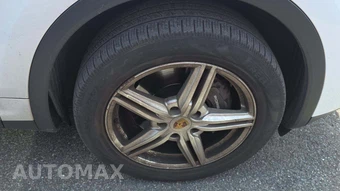 2016 Porsche Cayenne – miniatura 26