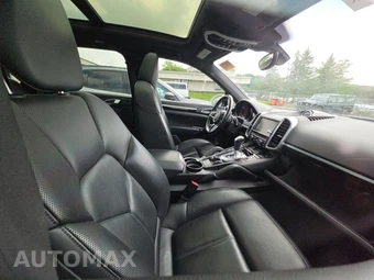 2016 Porsche Cayenne – miniatura 8