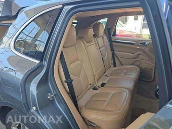 2016 Porsche Cayenne – miniatura 16