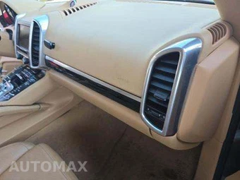 2016 Porsche Cayenne – miniatura 19