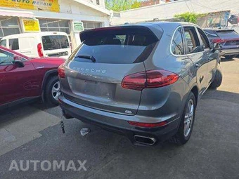 2016 Porsche Cayenne – miniatura 3