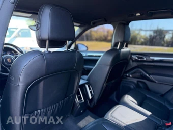 2016 Porsche Cayenne – miniatura 15