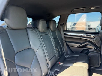 2016 Porsche Cayenne – miniatura 19