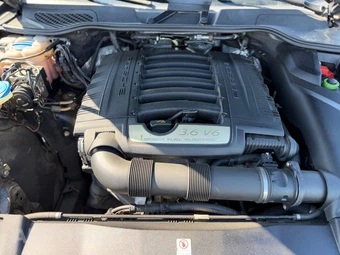 2016 Porsche Cayenne – miniatura 28