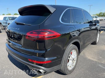 2016 Porsche Cayenne – miniatura 5