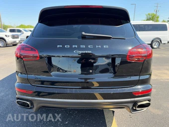 2016 Porsche Cayenne – miniatura 6