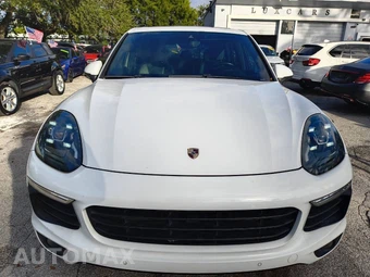 2016 Porsche Cayenne – miniatura 16