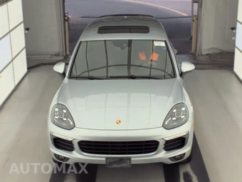 2016 Porsche Cayenne - miniatura 2