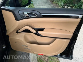 2016 Porsche Cayenne – miniatura 12