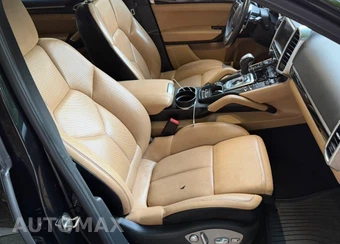 2016 Porsche Cayenne – miniatura 14