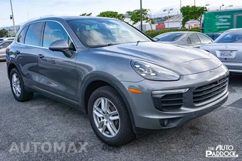 2016 Porsche Cayenne - miniatura 3