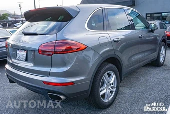2016 Porsche Cayenne - miniatura 5