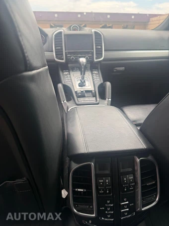 2016 Porsche Cayenne – miniatura 14