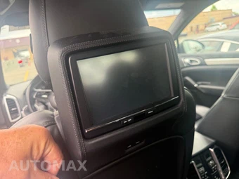 2016 Porsche Cayenne – miniatura 15