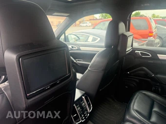 2016 Porsche Cayenne – miniatura 16