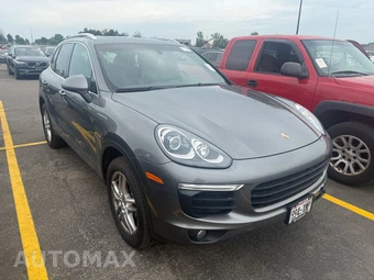 2016 Porsche Cayenne – miniatura 2