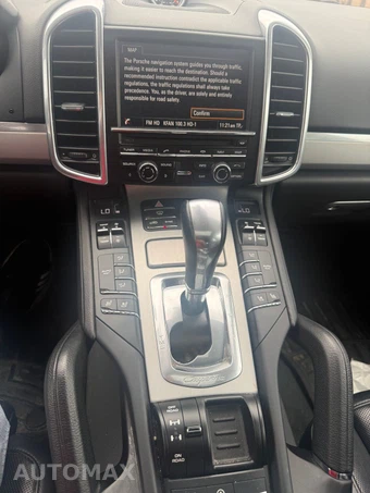 2016 Porsche Cayenne – miniatura 25