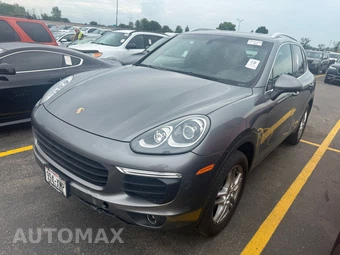 2016 Porsche Cayenne – miniatura 3