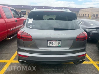 2016 Porsche Cayenne – miniatura 4