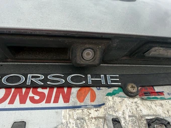 2016 Porsche Cayenne – miniatura 7