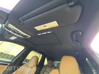 2016 Porsche Cayenne – miniatura 11