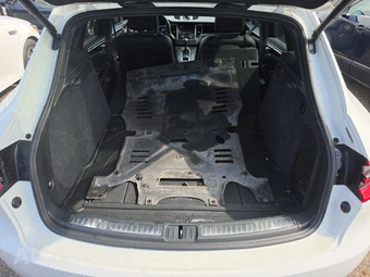 2016 Porsche Macan S - miniatura 16