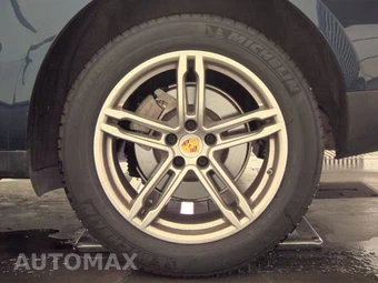 2016 Porsche Macan S – miniatura 12